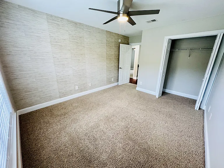 3571 Brampton Dr — Photo 34
