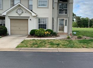806 Birdie Ln, Newport News, VA 23602