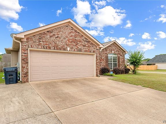 3rd image of 5219 Easton Ln