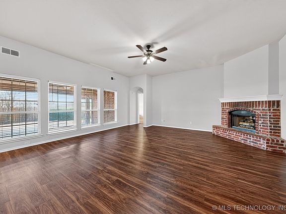 4th image of 7358 E 119th Pl S