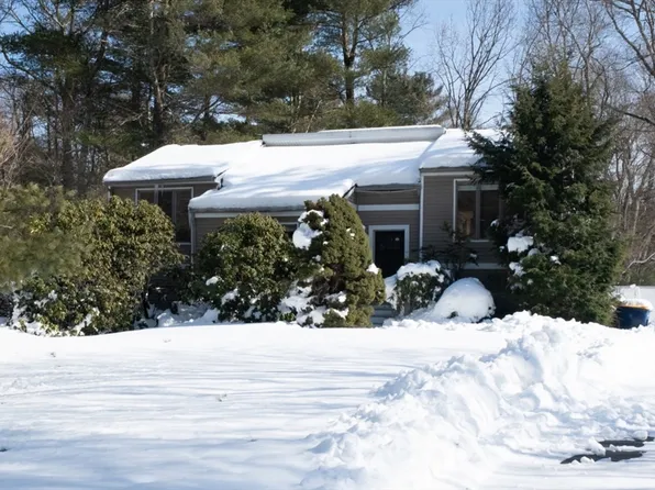 2 Foxfire Dr, Sharon, MA 02067