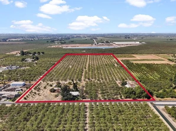 769 S Blossom Rd, Waterford, CA 95386