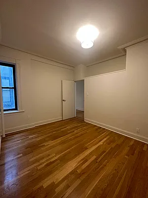 Rented by Peter R. Hungerford, LREB | media 29