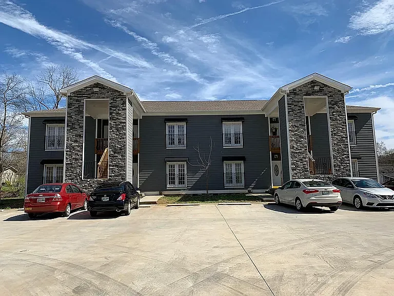 6917 Greenway Dr #103 — Photo 1