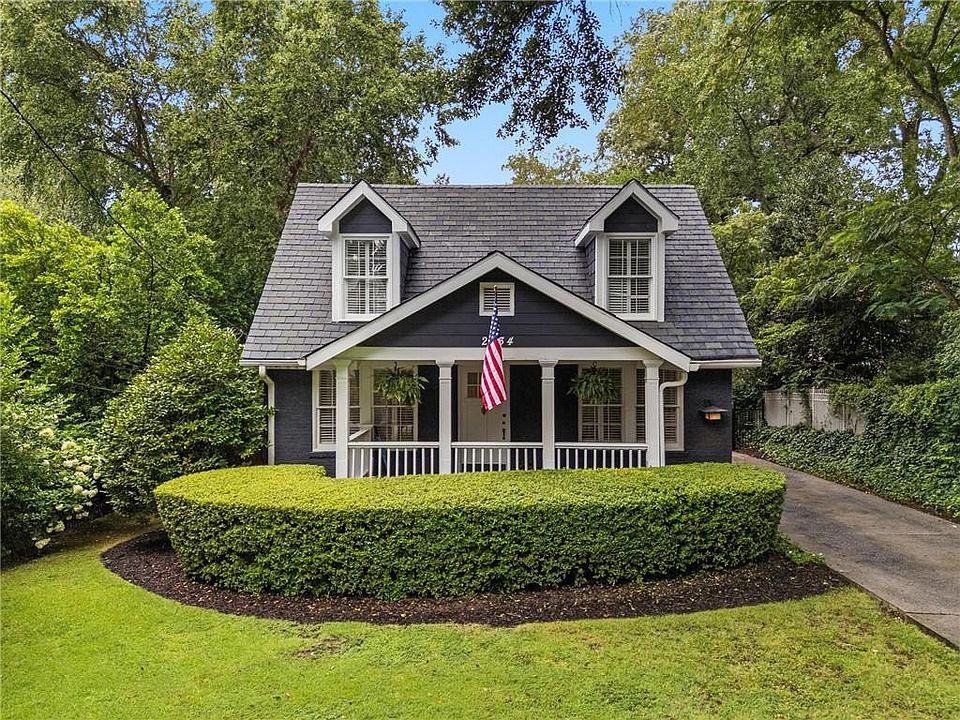 1st image of 2534 Brookwood Dr NE
