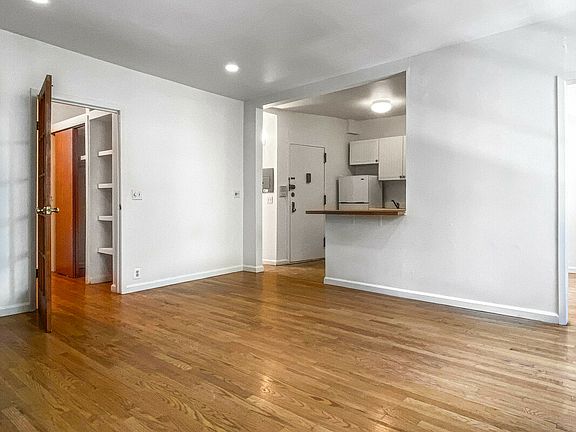 2nd image of 437 E 6th St APT 3F