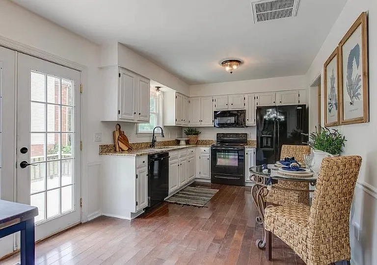 217 Freedom Dr — Photo 12