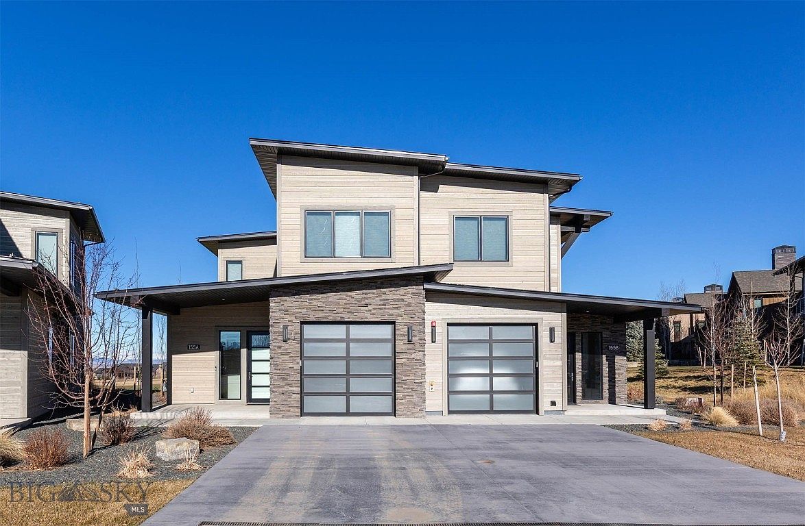 155 Balmoral Trl Unit A