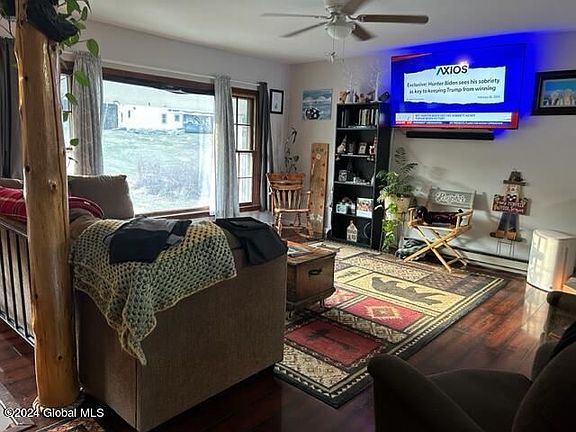 2nd image of 11 Browns Way
