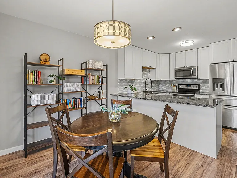 328 Butch Cassidy Dr — Photo 5