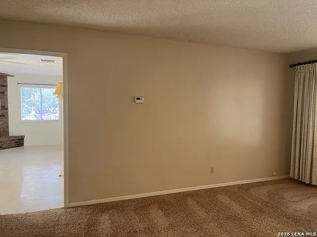 3 bed, 2.0 bath, 1332 sqft, $1,525 — Photo 4