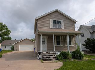 926 W Lawrence St, Appleton, WI 54914