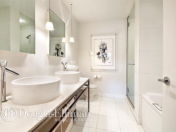 5th image of 15 Broad St APT 3024