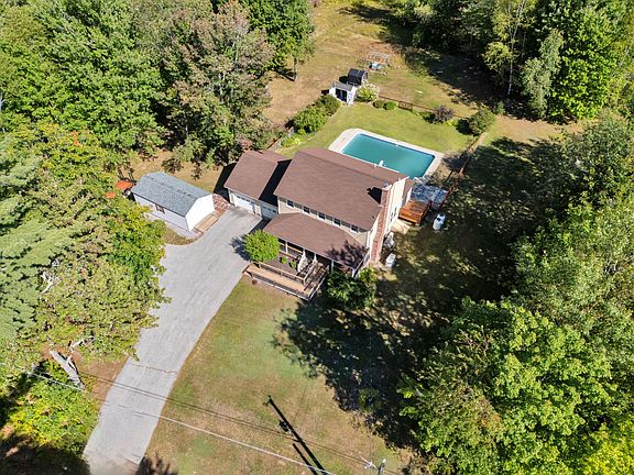 4th image of 152 Leach Hill Road