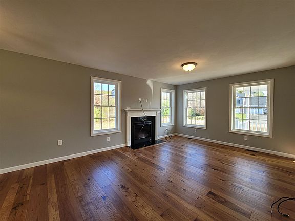 5th image of 20 Peregrine Way #20