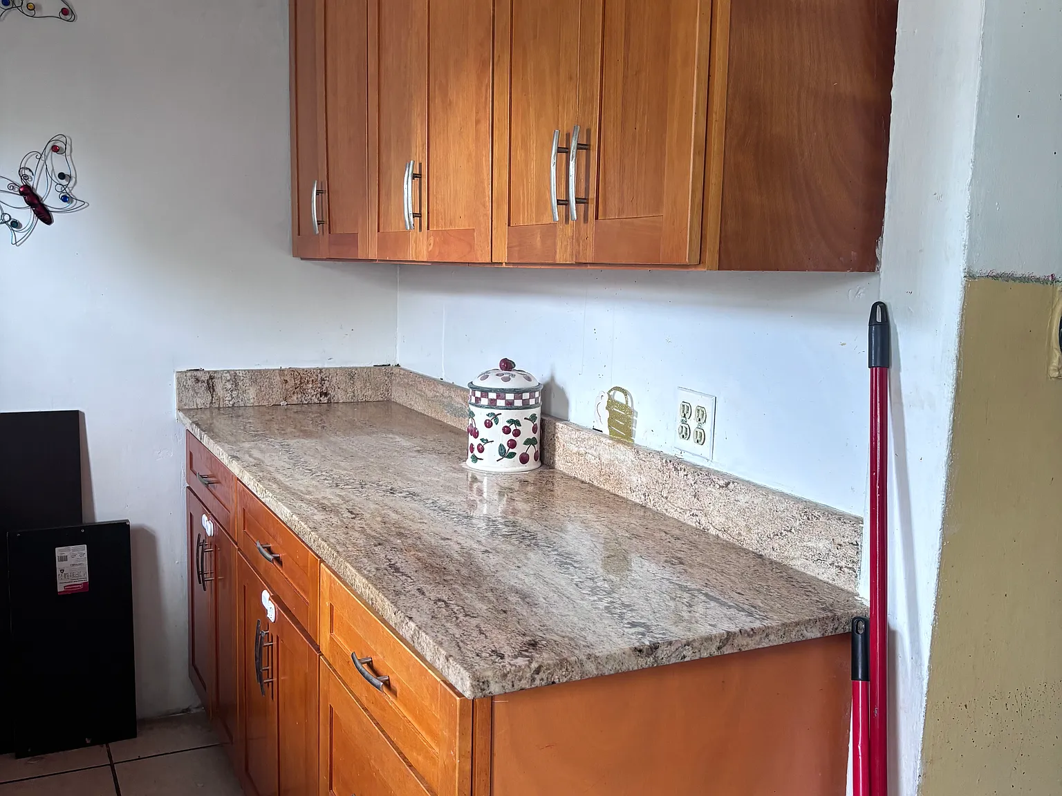 3 bed, $1,400 — Photo 3