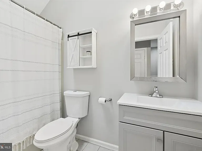 606 Coates Ln #1 — Photo 18