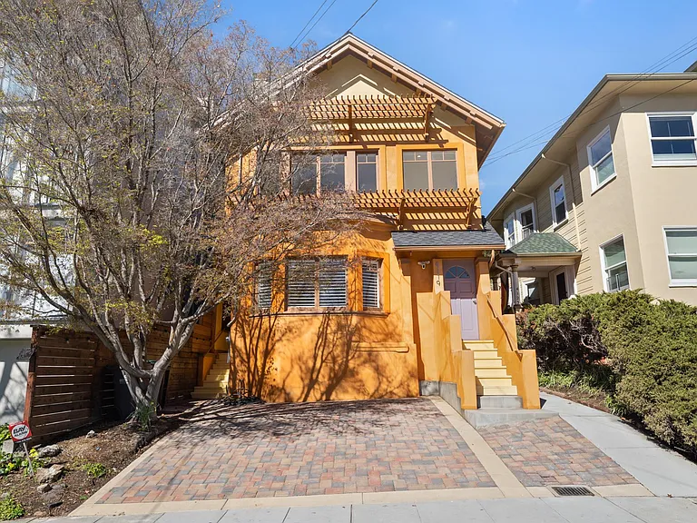 4119 Howe St — Photo 1