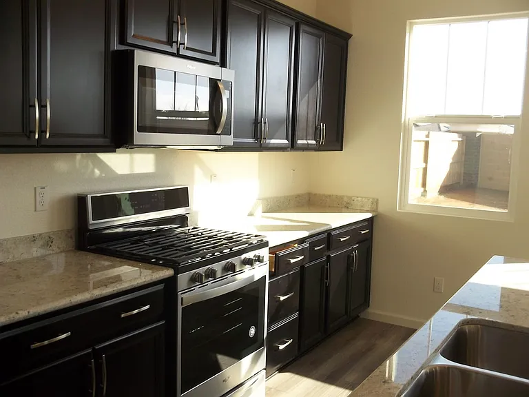 7105 Encore Way — Photo 7
