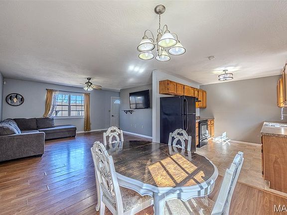 2nd image of 15316 Talent Ln
