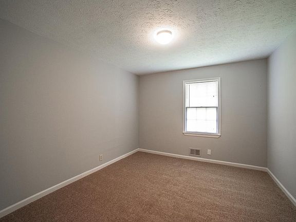 5th image of 587 Cedar Ave NW #Nhjmqjnrj
