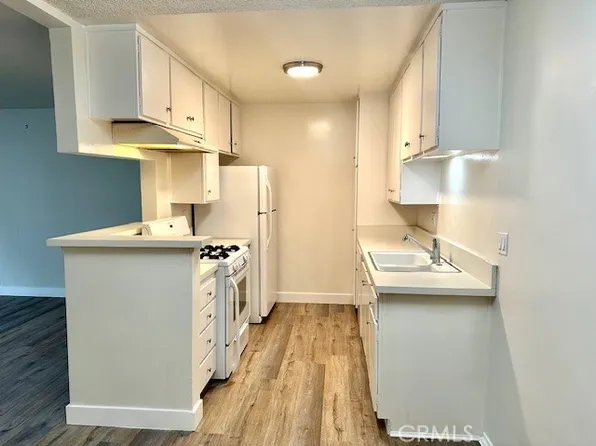 805 Glenway Dr, Inglewood, CA 90302