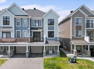 81 Ballinora Ln, Ottawa, ON K2S 2Z6