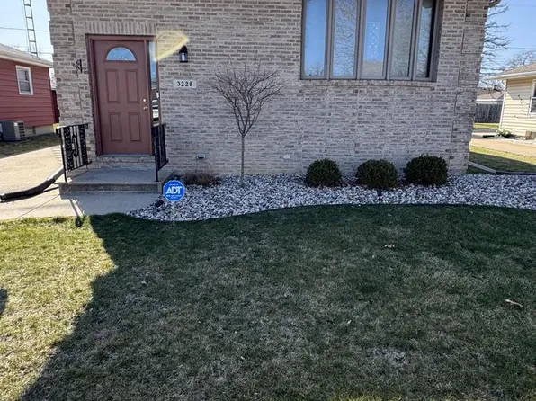 3228 23rd AVENUE, Kenosha, WI 53140