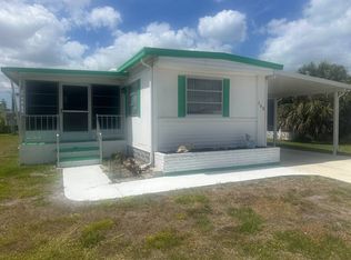 162 4th St W, Nokomis, FL 34275
