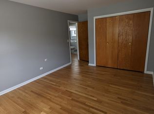1441 N Evergreen Ave, Arlington Heights, IL 60004