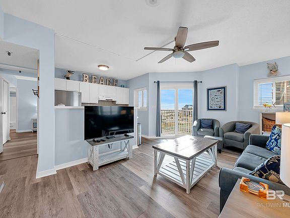 2nd image of 375 Plantation Rd #5216