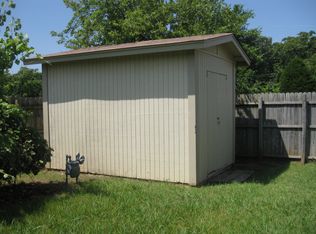 836 SE 10th St, Moore, OK 73160