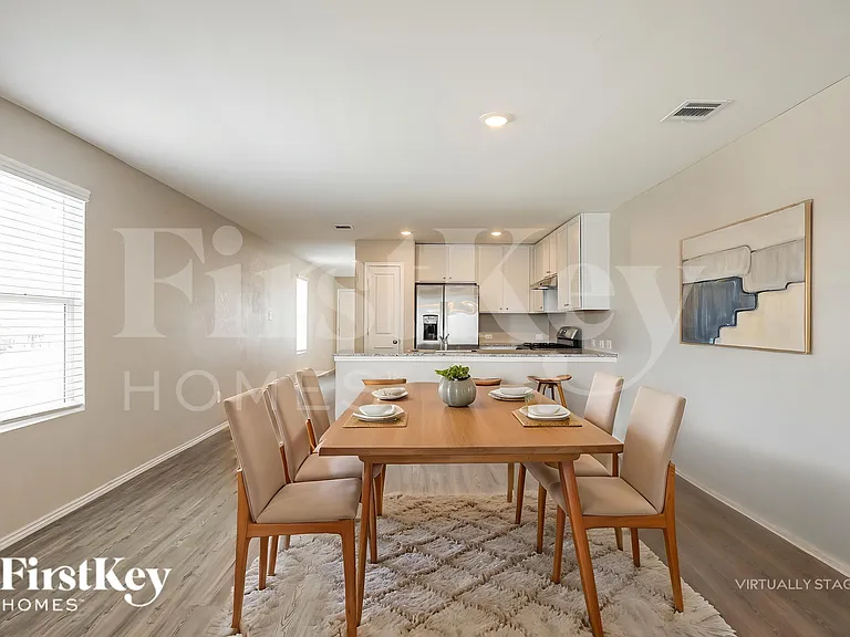 2404 Lake Hls — Photo 7