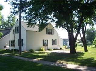 511 Ellsworth Ave, South Haven, MN 55382