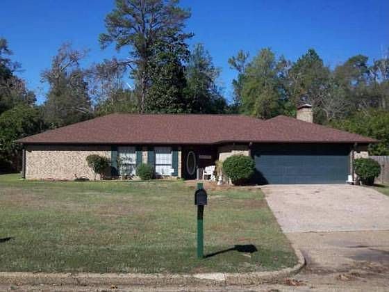 1st image of 19080 Pinedale Cir