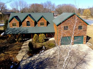 W6640 Puckaway Rd, Markesan, WI 53946