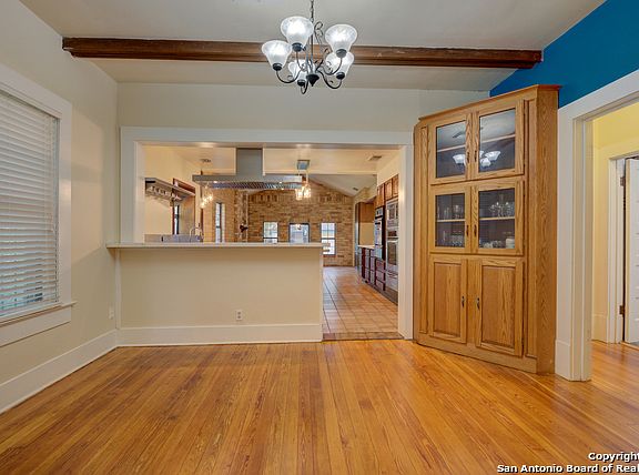 5th image of 205 Berkshire Ave