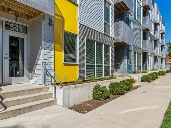 517 S Dubuque St, Iowa City, IA 52240