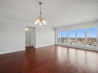 60 Walter Havill Dr #912, Halifax, NS B3N 0A9