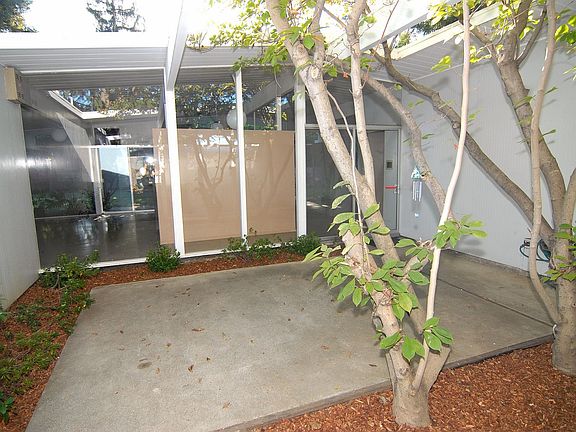 2nd image of 592 Rockport Dr