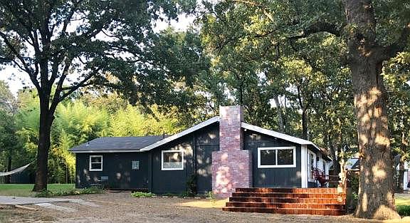2nd image of 112 Seaside Dr