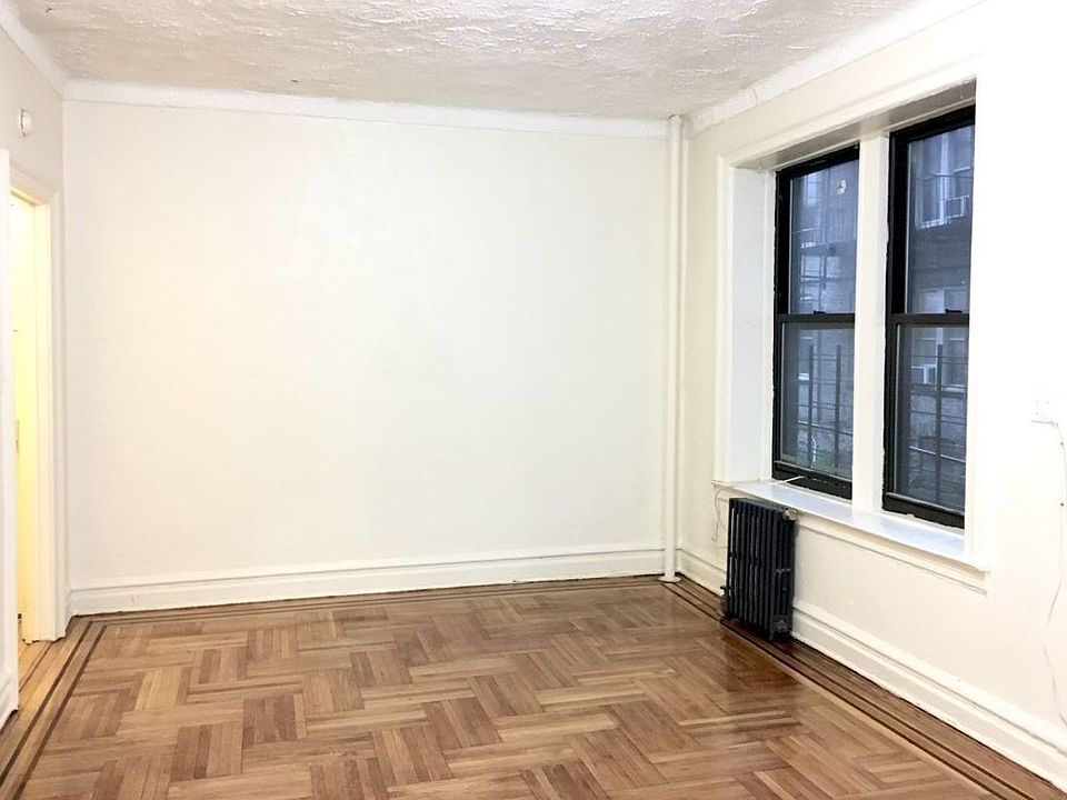 1st image of 57 Saint Pauls Pl APT 1G