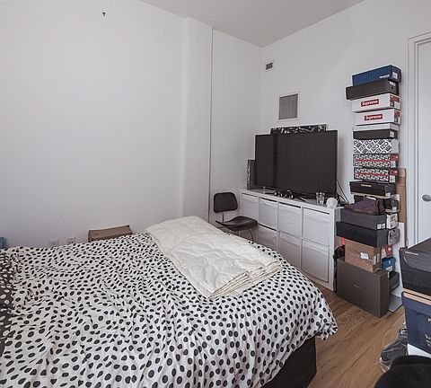 5th image of 2728 Thomson Ave Unit 707