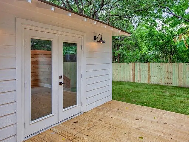 618 E Evergreen St — Photo 13