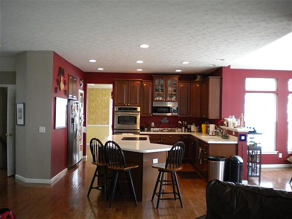 4th image of 6706 Jennifer Lynn Dr