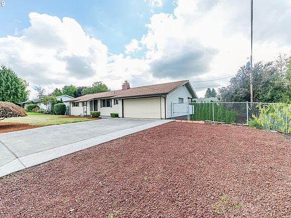 4th image of 3011 NE 45th St
