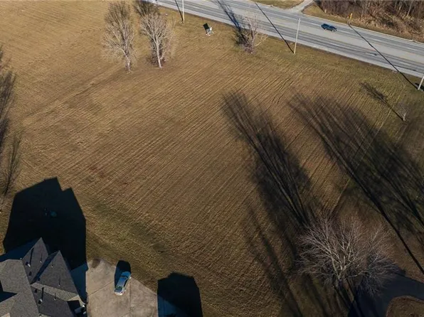 4075 SW M 7 Hwy, Blue Springs, MO 64014