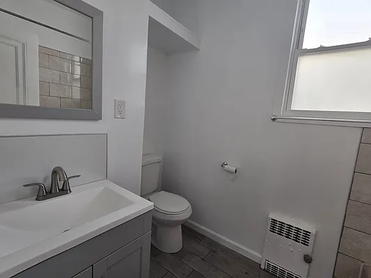 Rented by Success King Realty | media 9