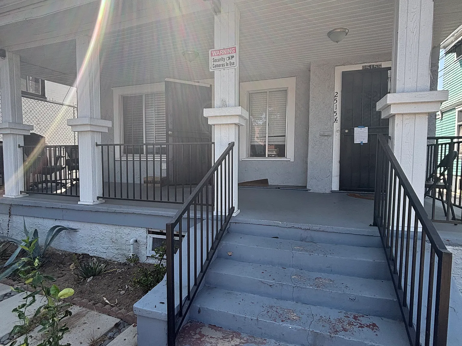 4 bed, 1198 sqft, $4,100 — Photo 1