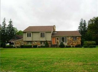 249 Margarite Rd, Middletown, CT 06457